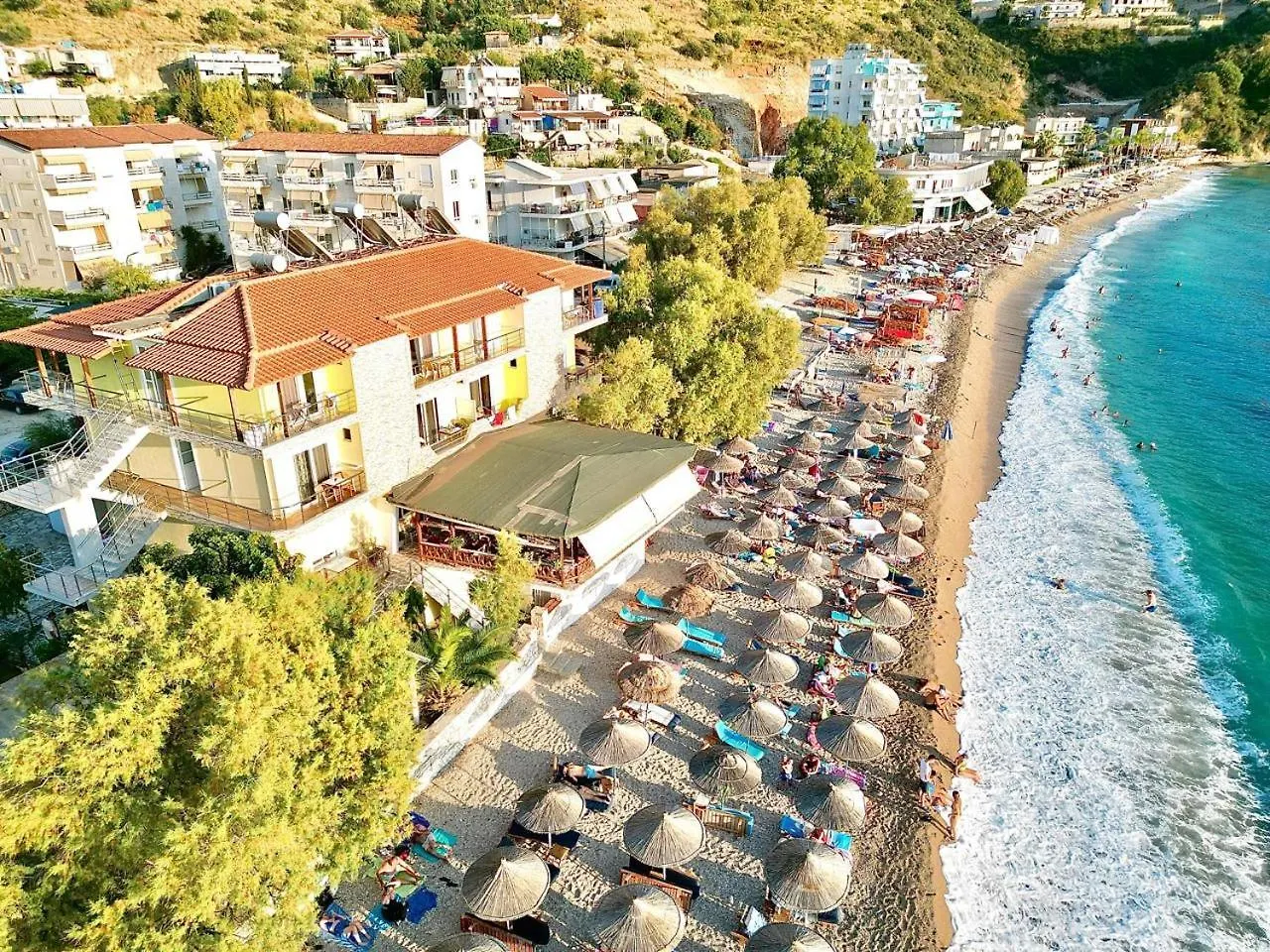 Potam'Sea Bliss 33- Beach Front, Sun Beds & Parking Himarë 0*,  Albanien